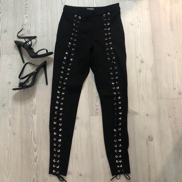 Fashion Nova Pants - Fashion Nova Lace Up Pants 🖤